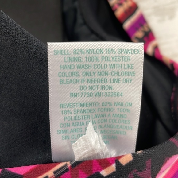 TANKINI TOP SZ M NWT MULTI COLOR - Picture 7 of 7